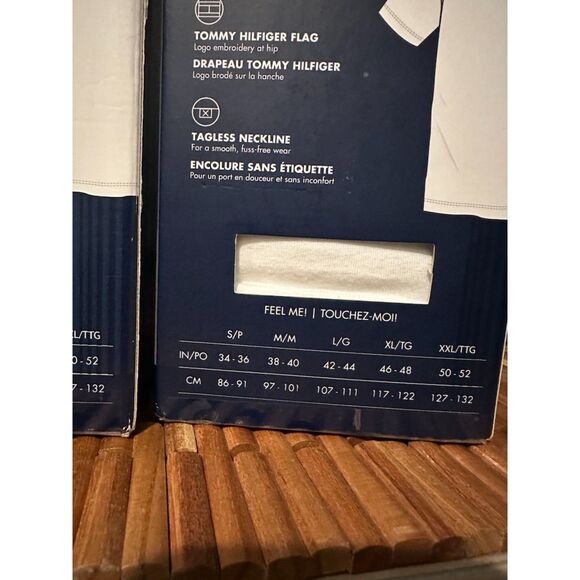 NEW Tommy Hilfiger Men's 3 Pack Crew Neck T-Shirts White Cotton Classics - Large - Picture 5 of 7